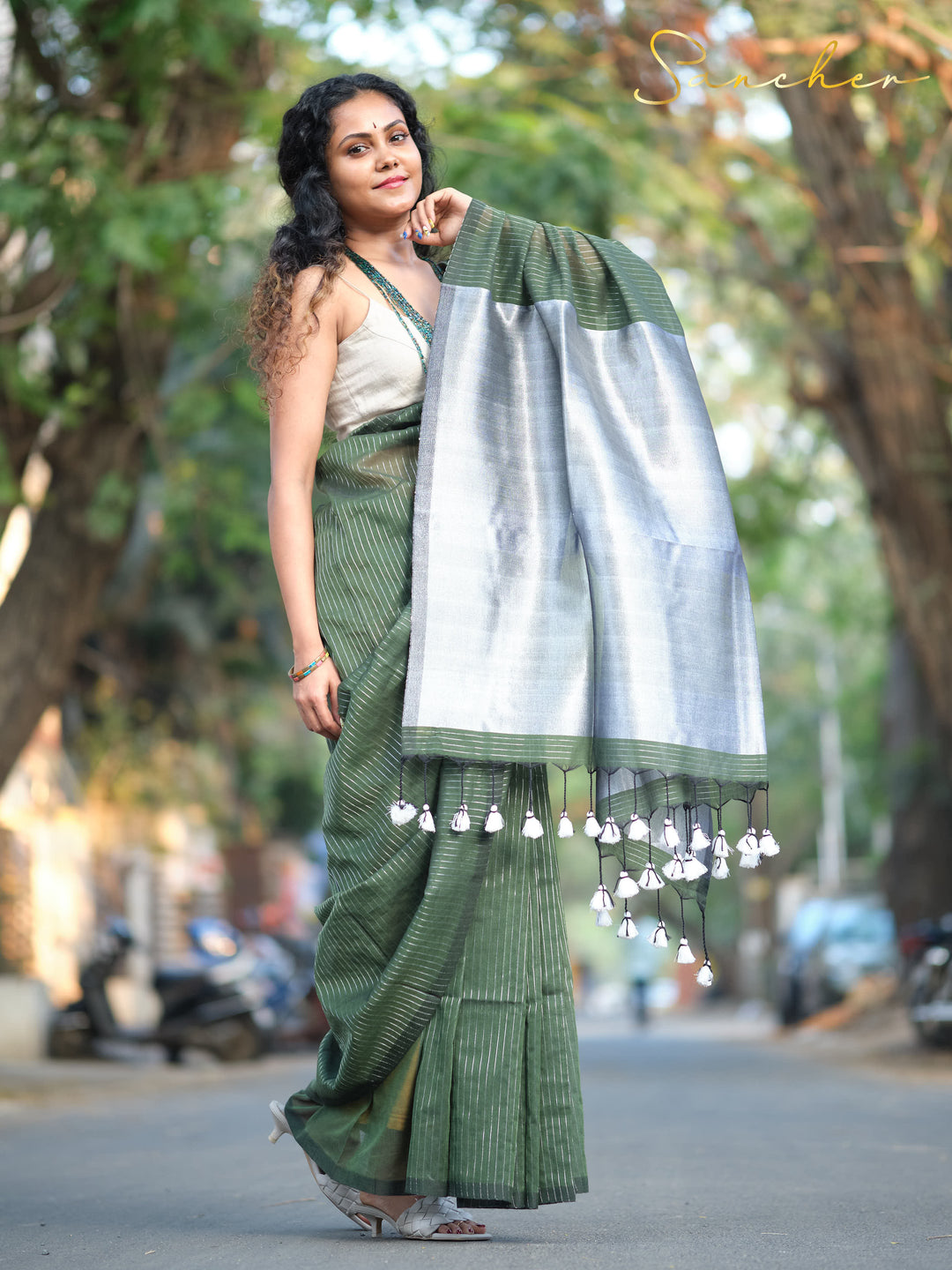 Forest Night Mulmul Cotton Saree