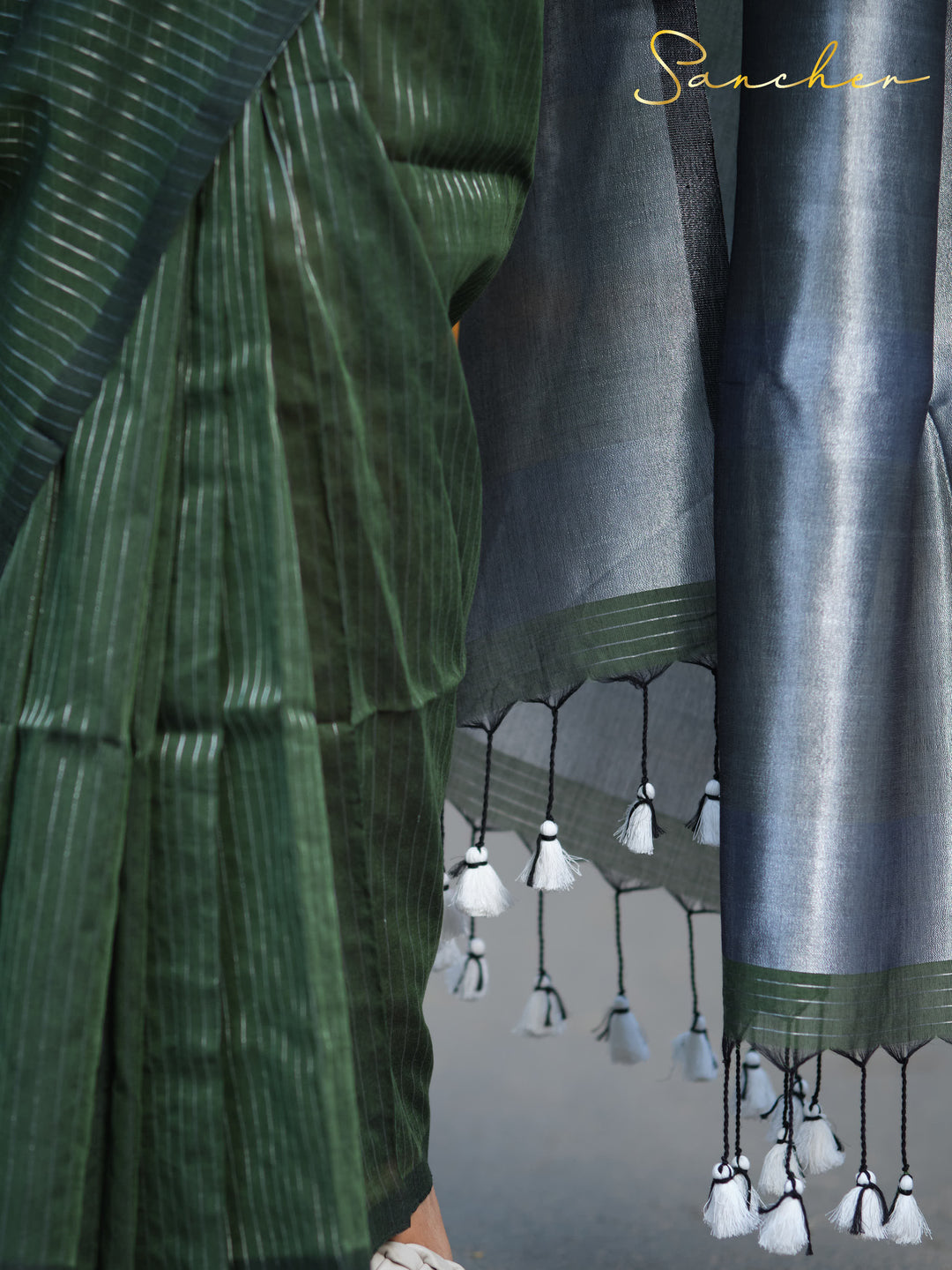 Forest Night Mulmul Cotton Saree