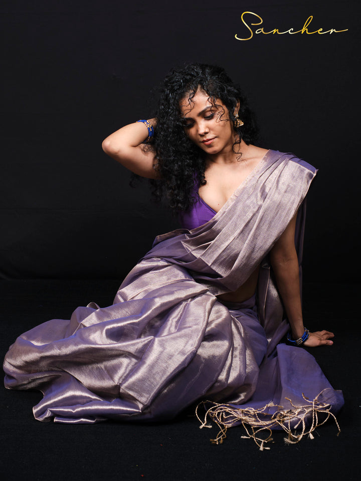 Beautiful model in designer mul zari saree showcasing traditional Indian ethnic wear