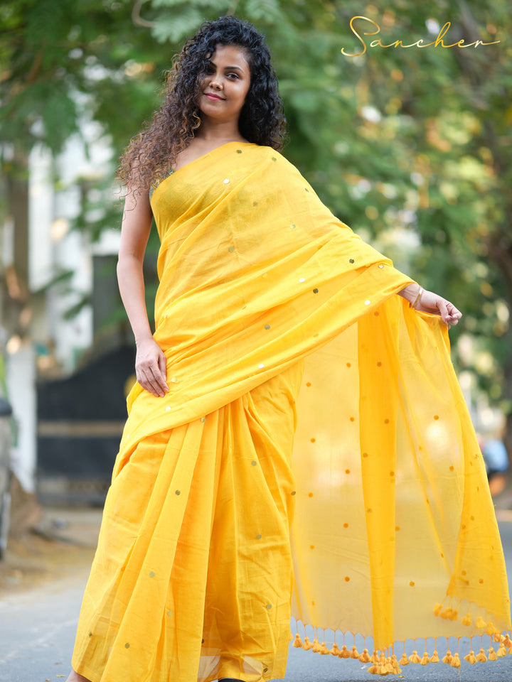 Golden Hues Mulmul Cotton Saree