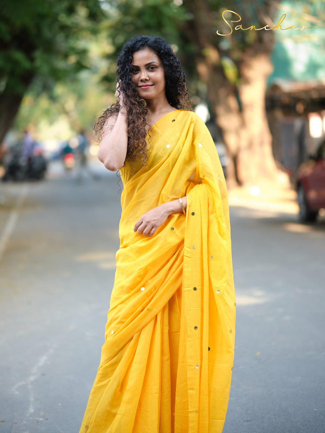 Golden Hues Mulmul Cotton Saree