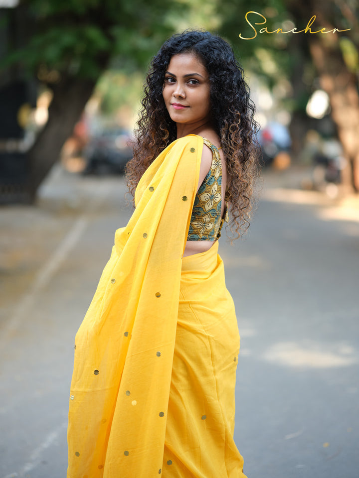 Golden Hues Mulmul Cotton Saree