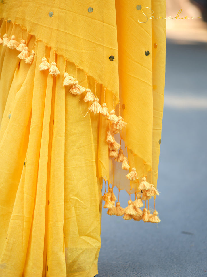 Golden Hues Mulmul Cotton Saree