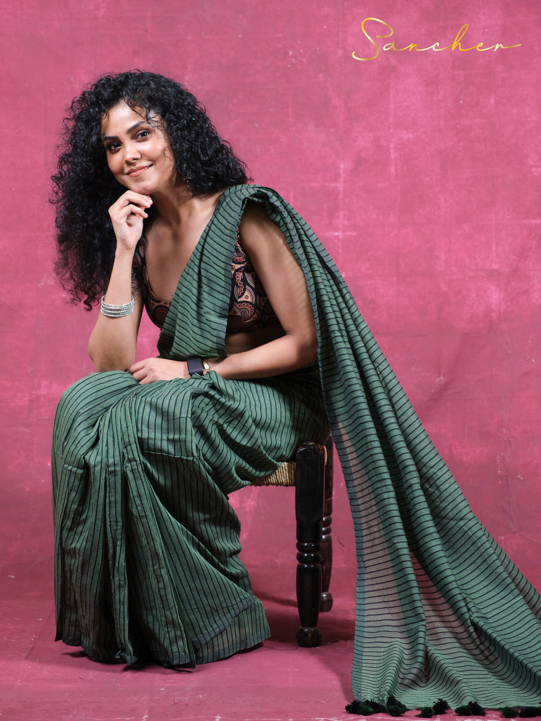 Chic lines Mulmul Cotton Saree