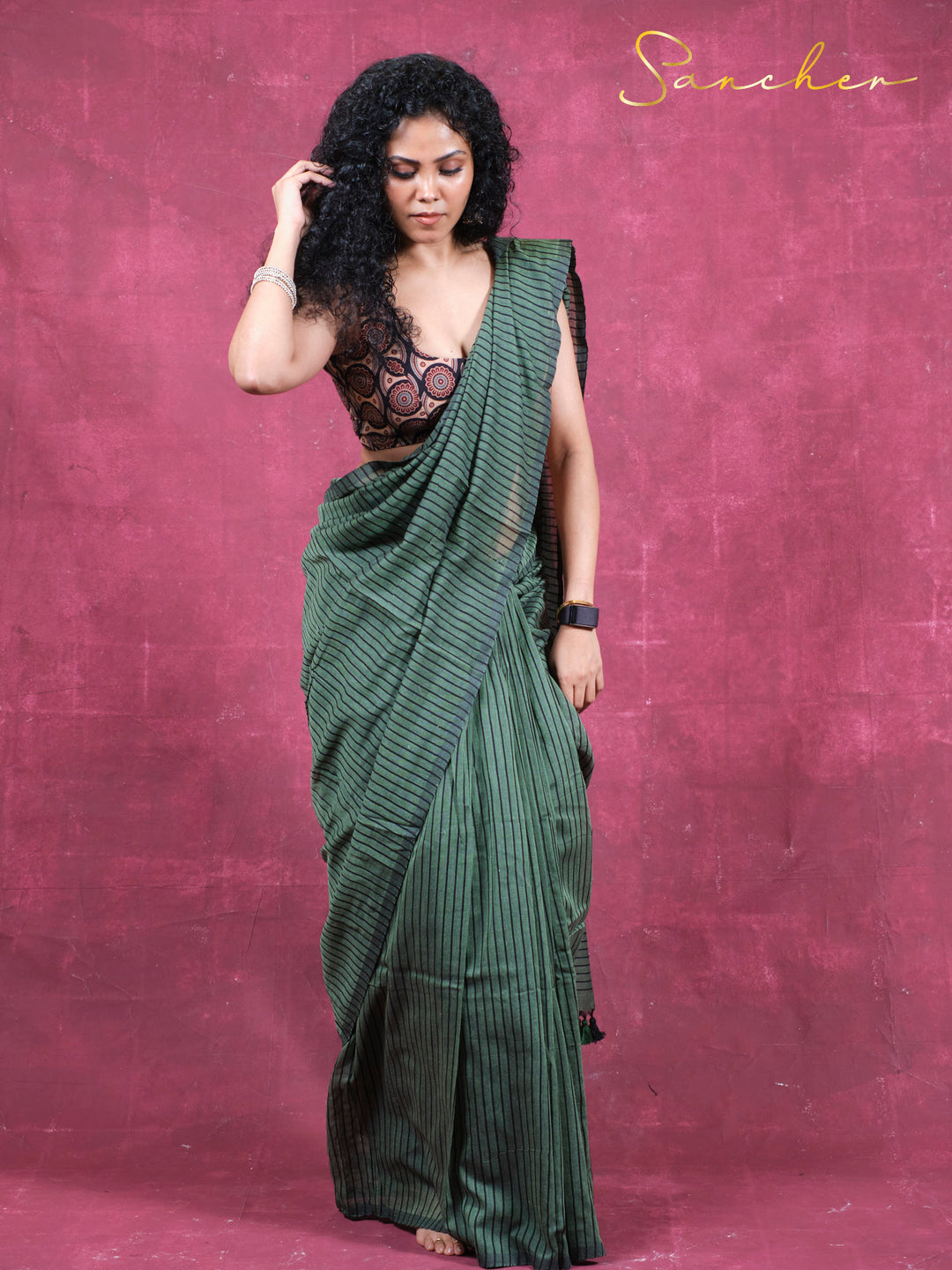 Chic lines Mulmul Cotton Saree