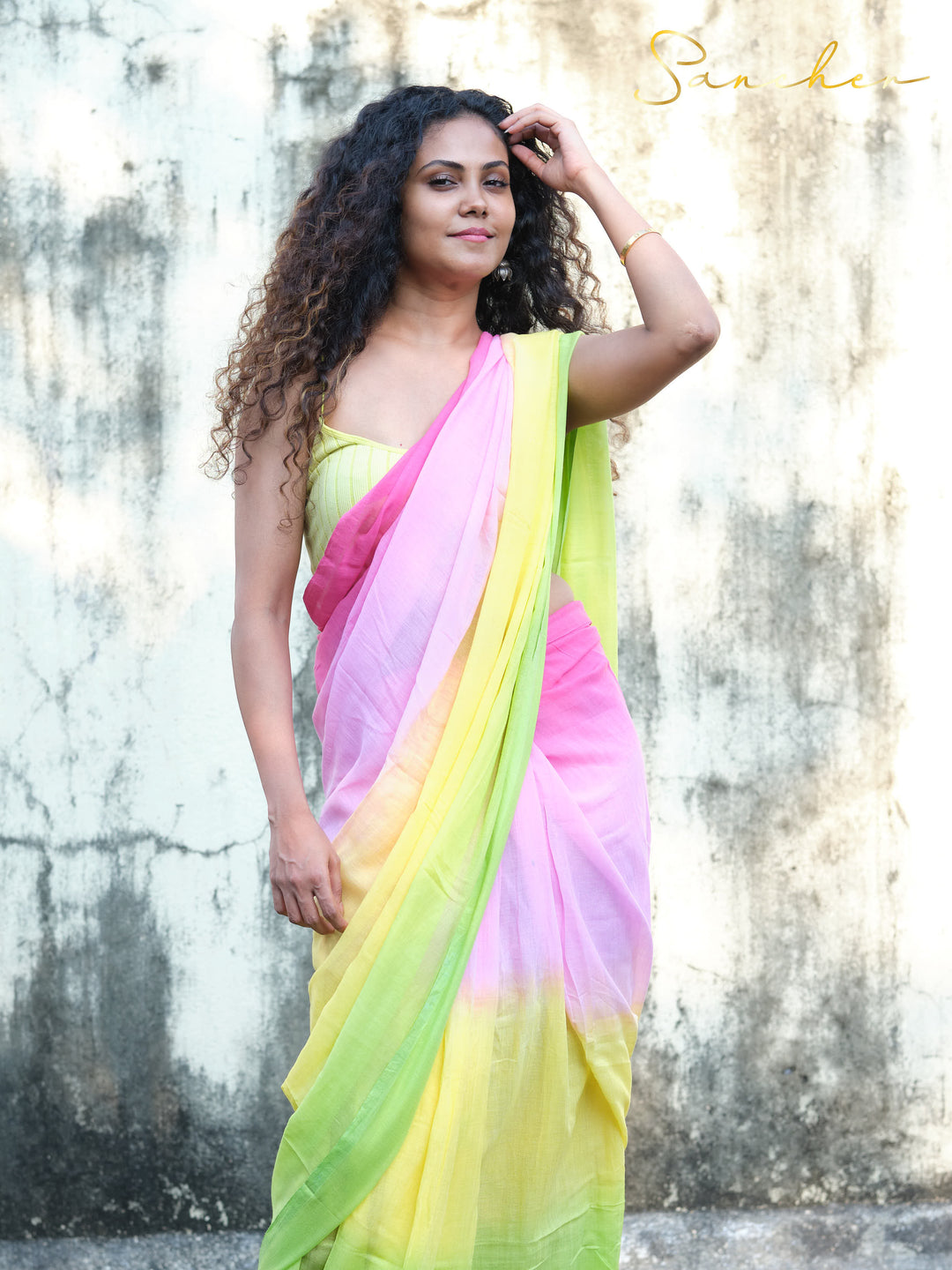 Graceful Mulmul Cotton Saree