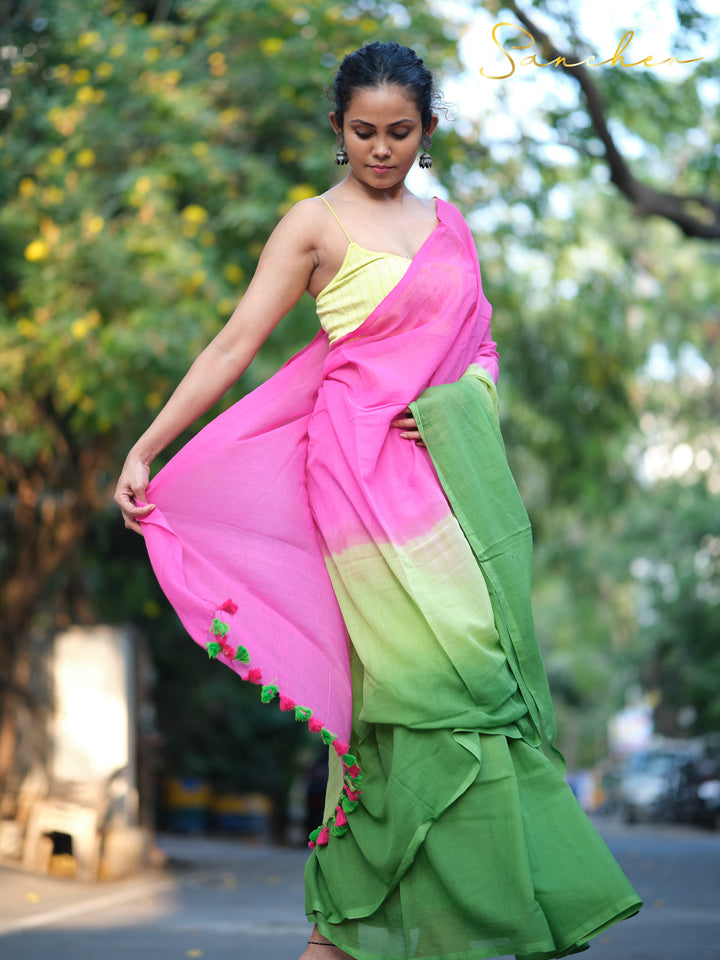 Cuddly Mulmul Cotton Saree