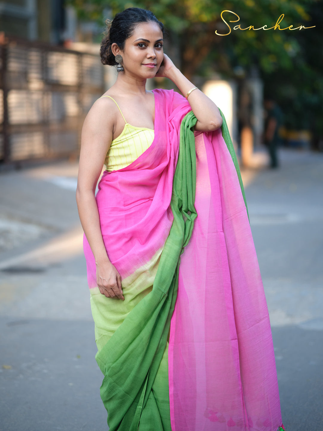 Cuddly Mulmul Cotton Saree