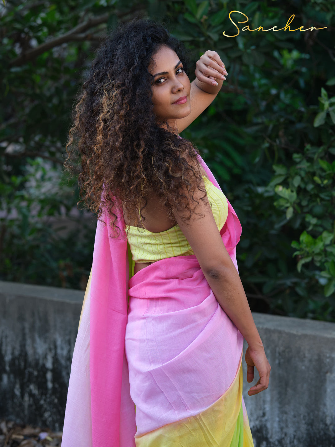 Graceful Mulmul Cotton Saree