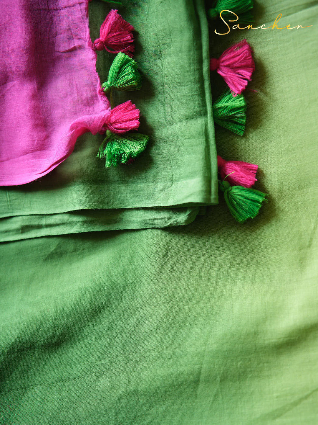 Hoppy Mulmul Cotton Saree