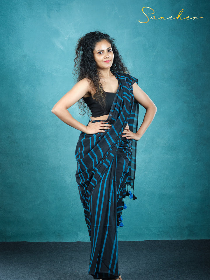 Onxy Symphony Mulmul Cotton Saree