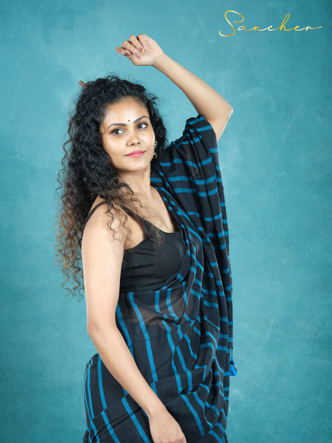 Onxy Symphony Mulmul Cotton Saree