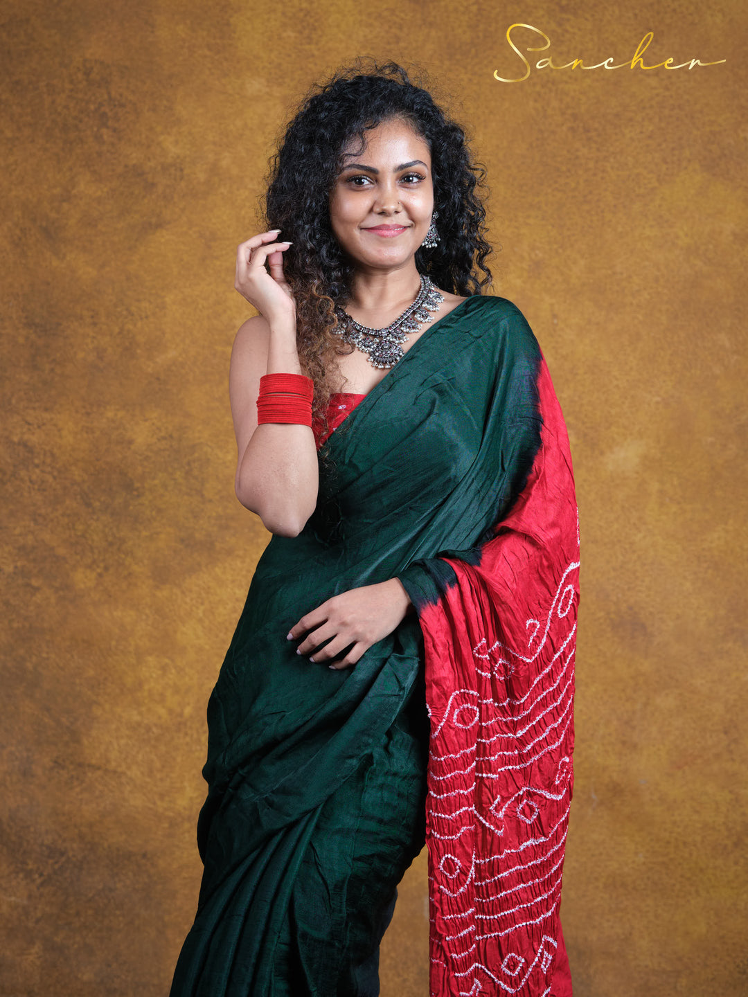 bandhani dark green saree