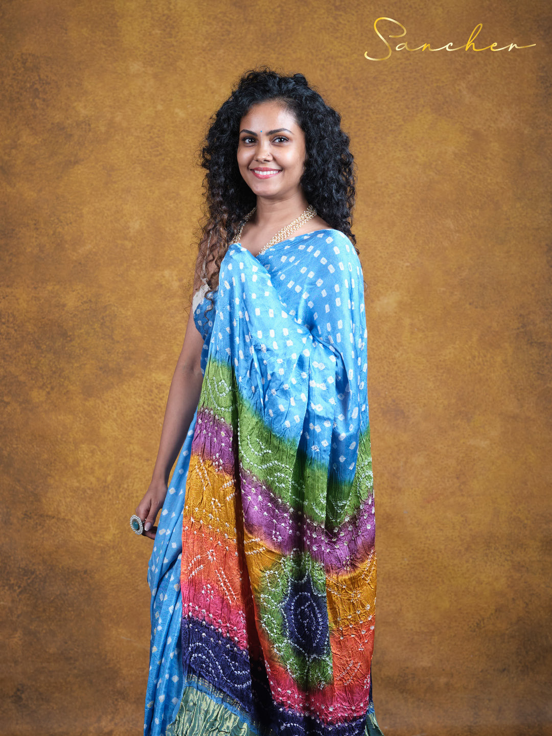 bandhani saree blue colour