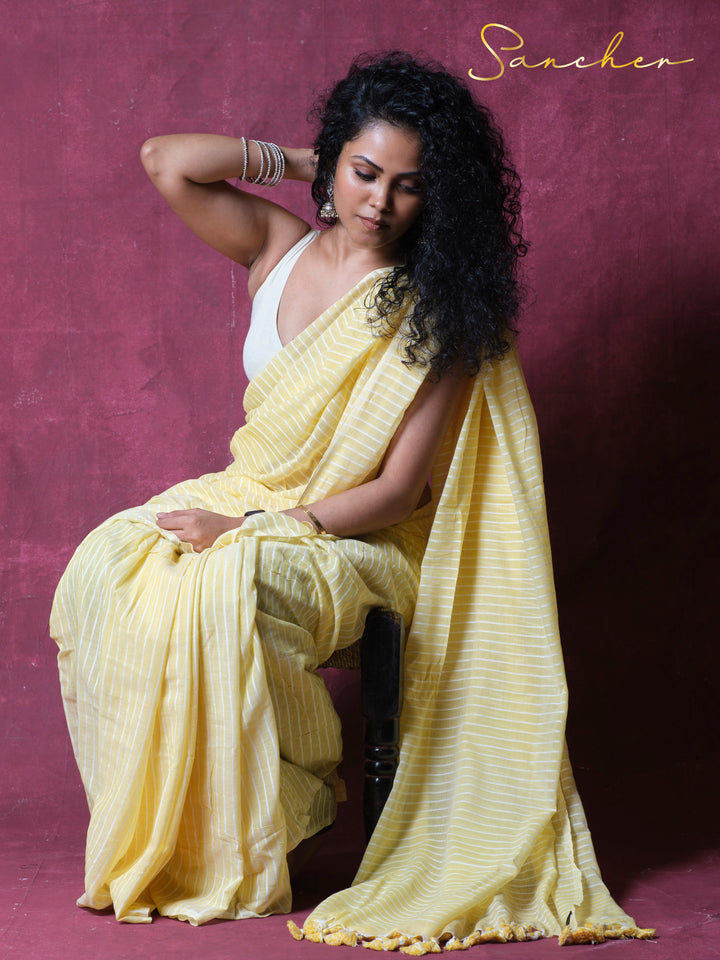 Poetry in parallel Mulmul Cotton Saree
