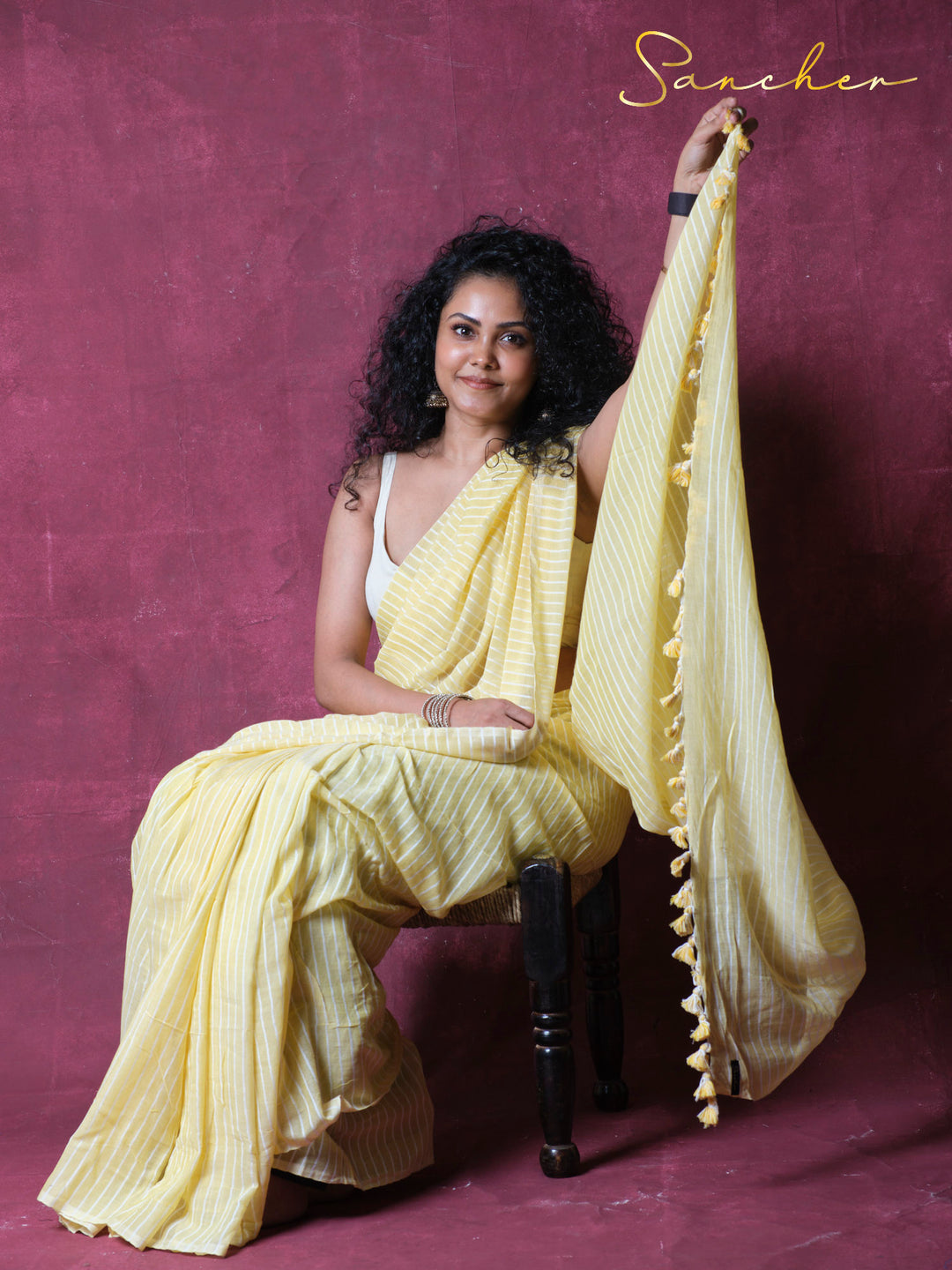 Poetry in parallel Mulmul Cotton Saree