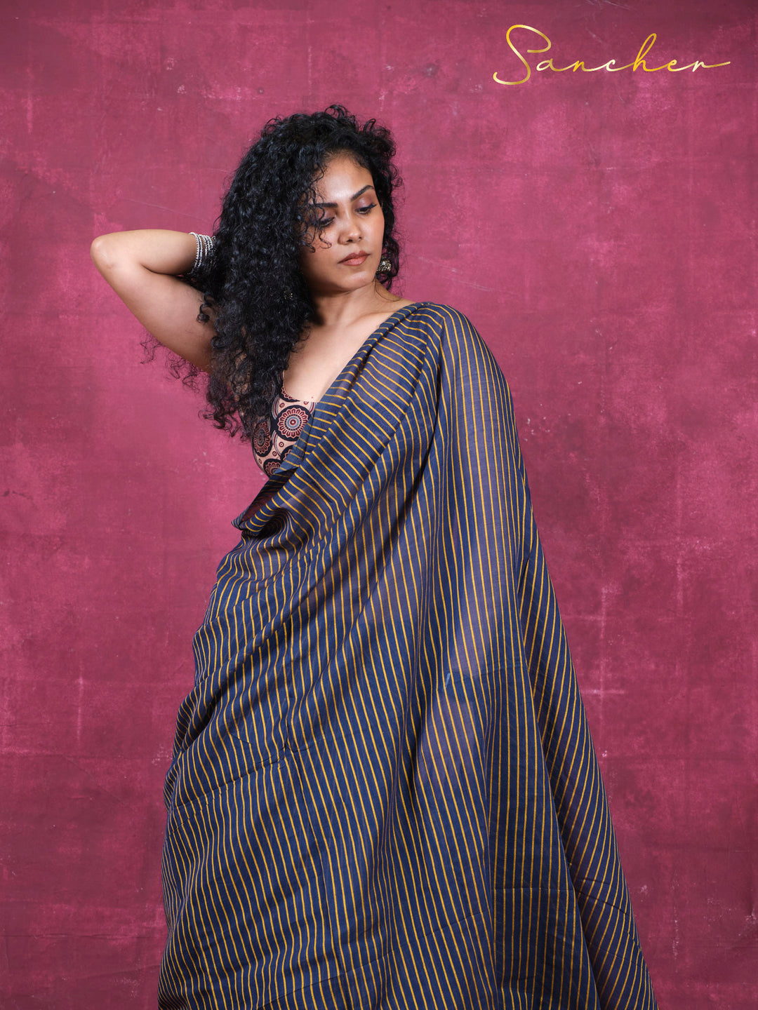 Vibe in lines Mulmul Cotton Saree