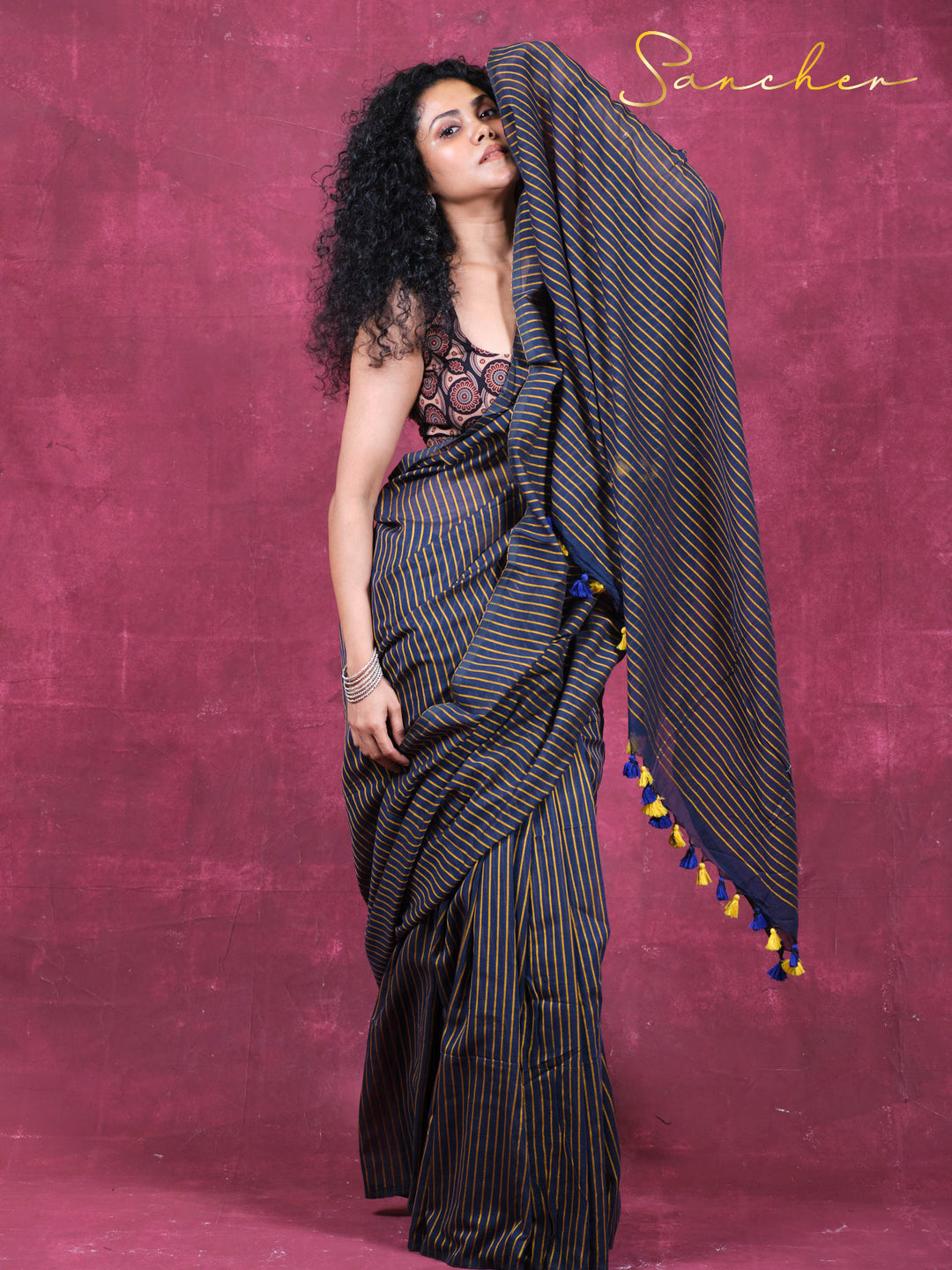 Vibe in lines Mulmul Cotton Saree
