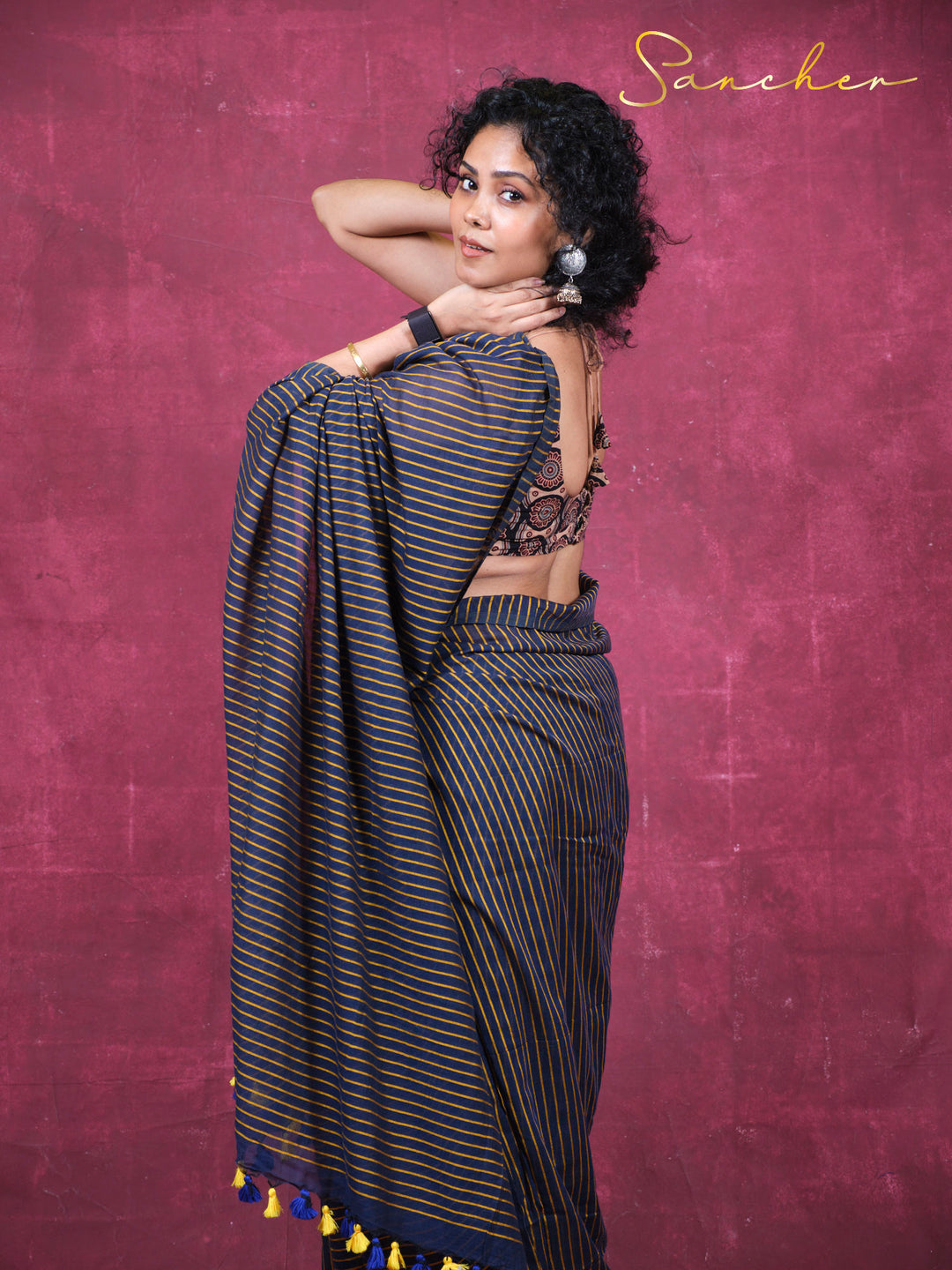 Vibe in lines Mulmul Cotton Saree