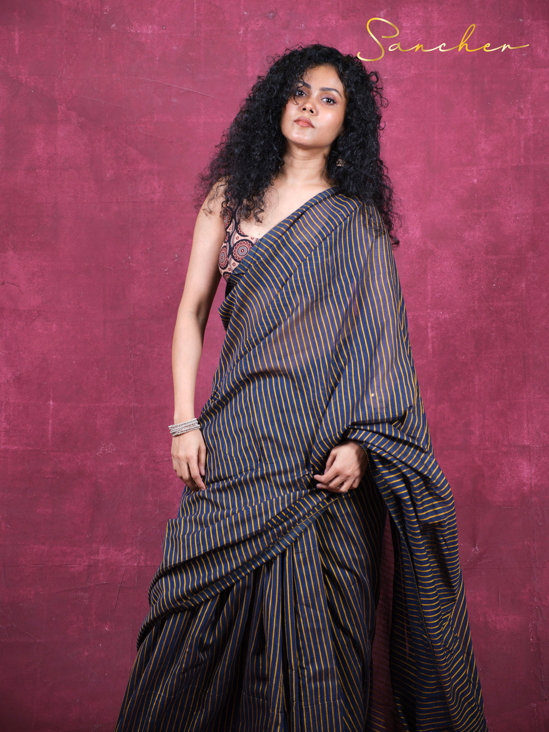 Vibe in lines Mulmul Cotton Saree